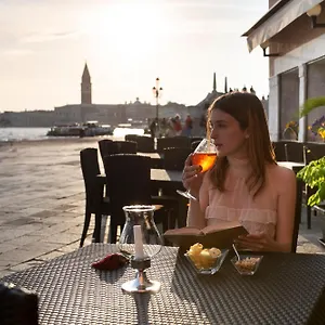 Hotel Bucintoro Venice
